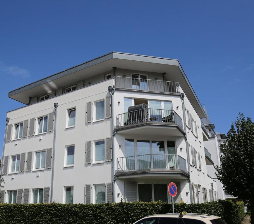 Strandnahe Fewos Mit Terrasse Oder Dachterrasse, Strandhaus Seeblick, Binz Luaran gambar